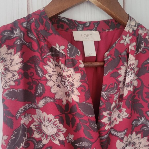 Loft Outlet Midi Dress, XS, Sleeveless, Red Floral Print, V-Neck, Tie-Back, EUC - Picture 2 of 9